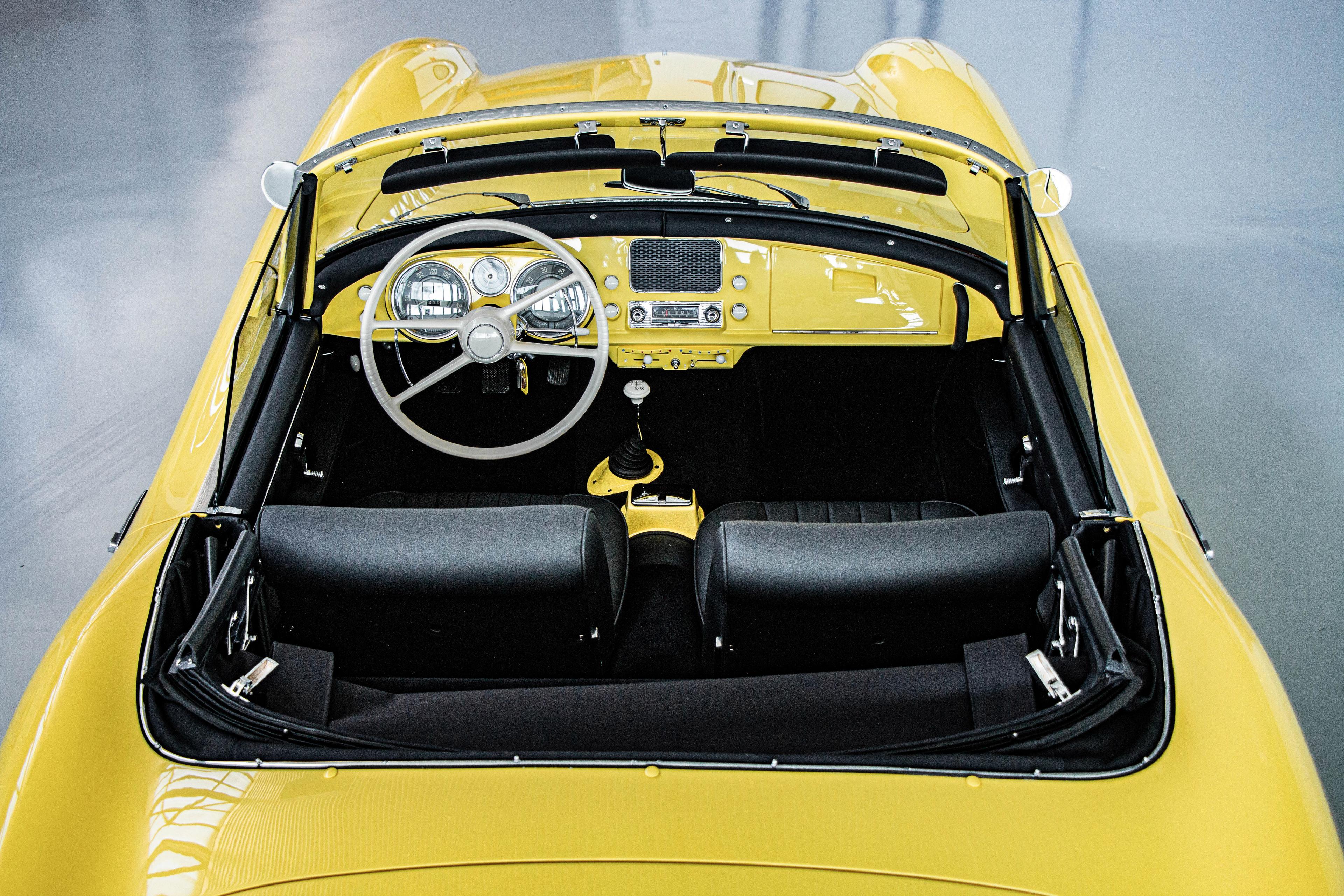 Interior 4