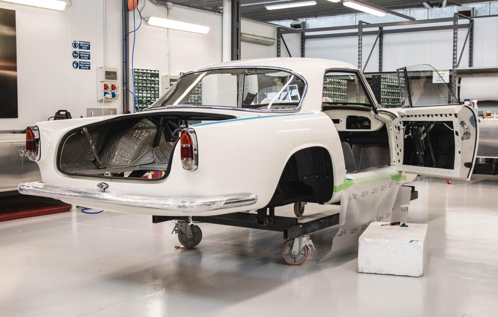 /images/maserati3500gt/ASSEMBLY/3.jpg