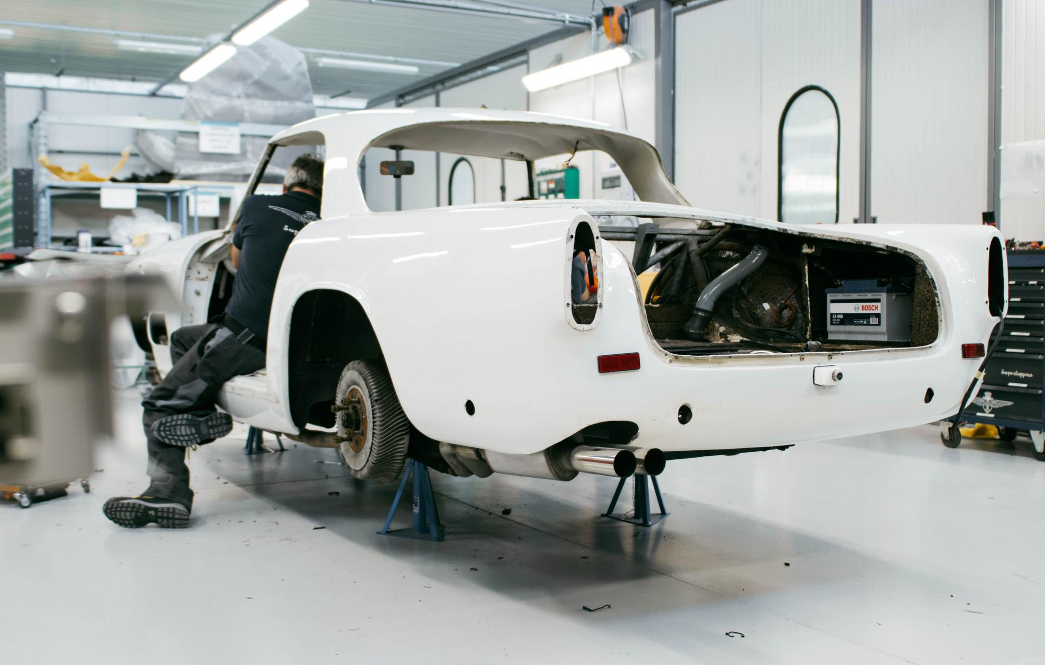 /images/maserati3500gt/DISASSEMBLY/5.jpg